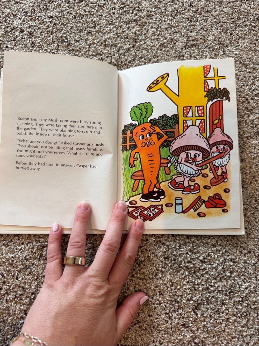 A Munch Bunch Book “Casper Carrot” by Giles Reed - Picture 10 of 12